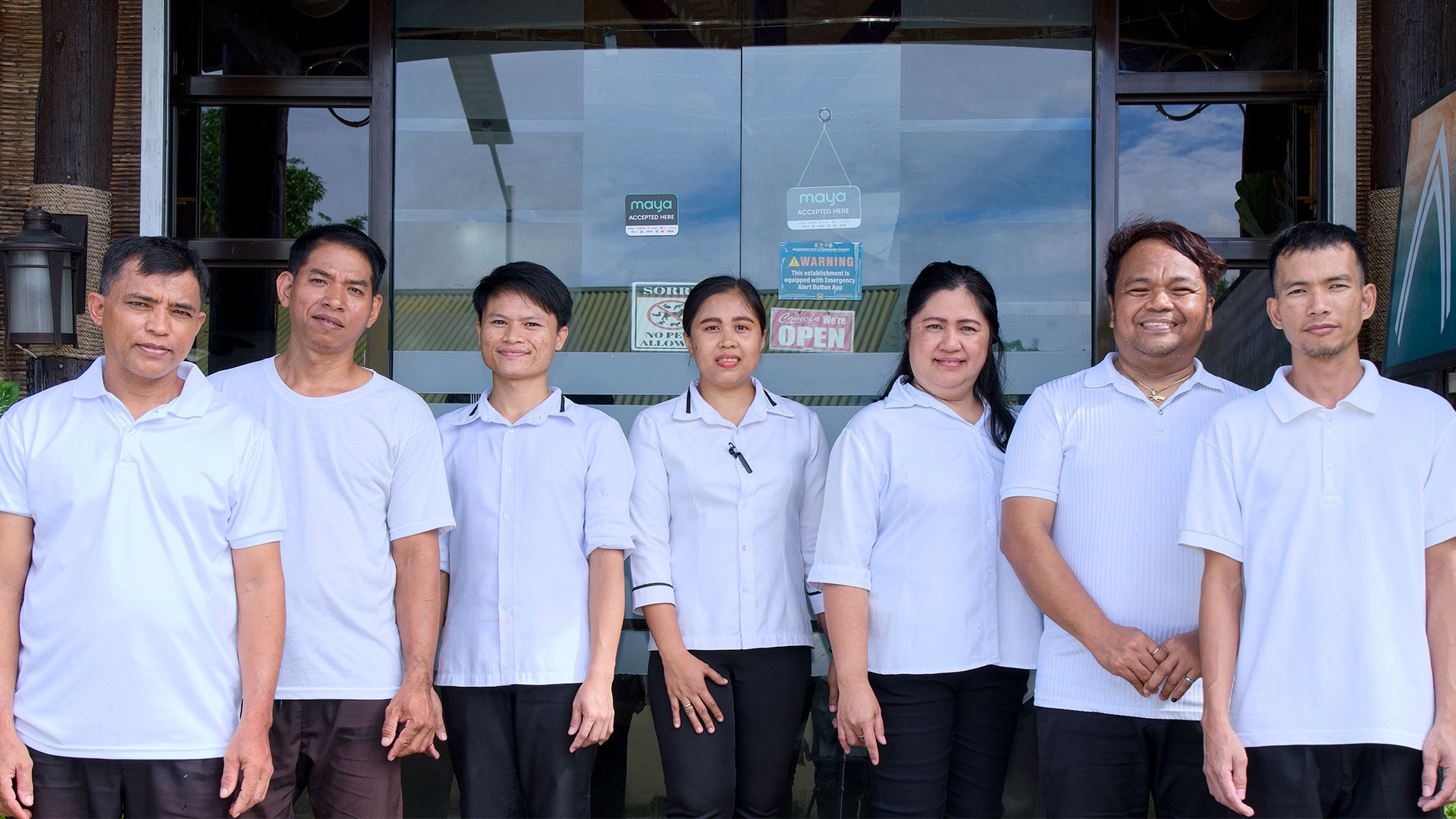 Deaf and hearing staff of IDEA Café & Pension House